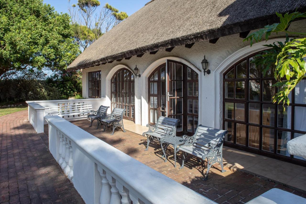 Whale Rock Luxury Lodge Hermanus Esterno foto