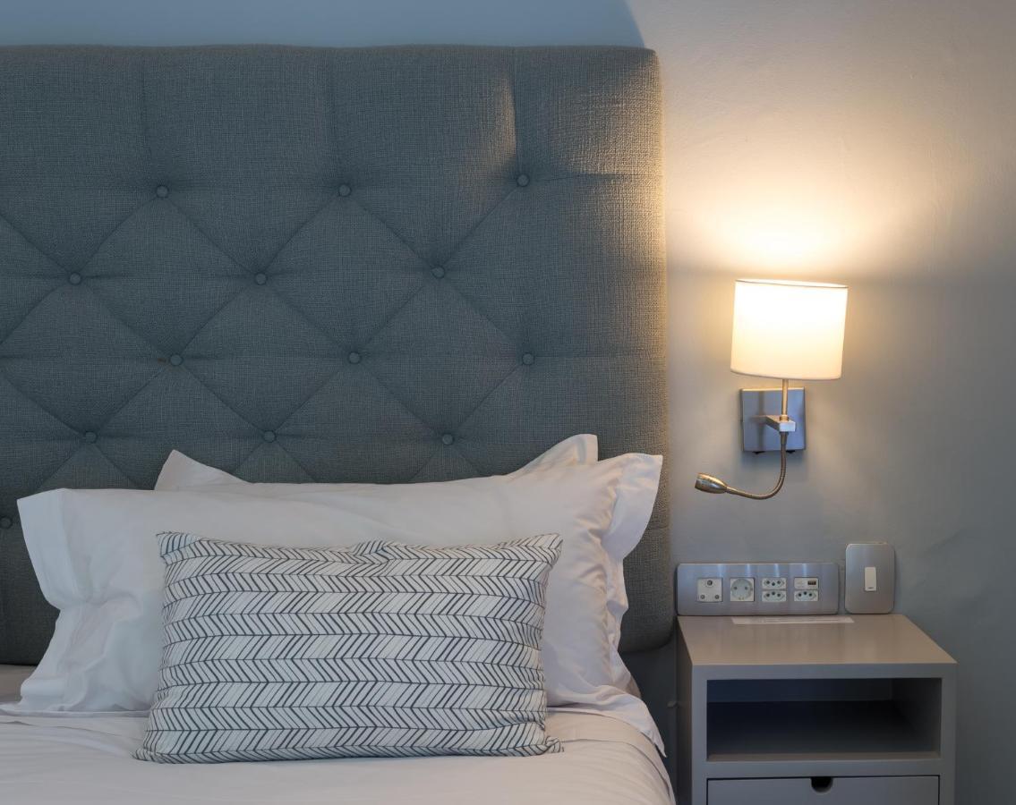 Whale Rock Luxury Lodge Hermanus Esterno foto