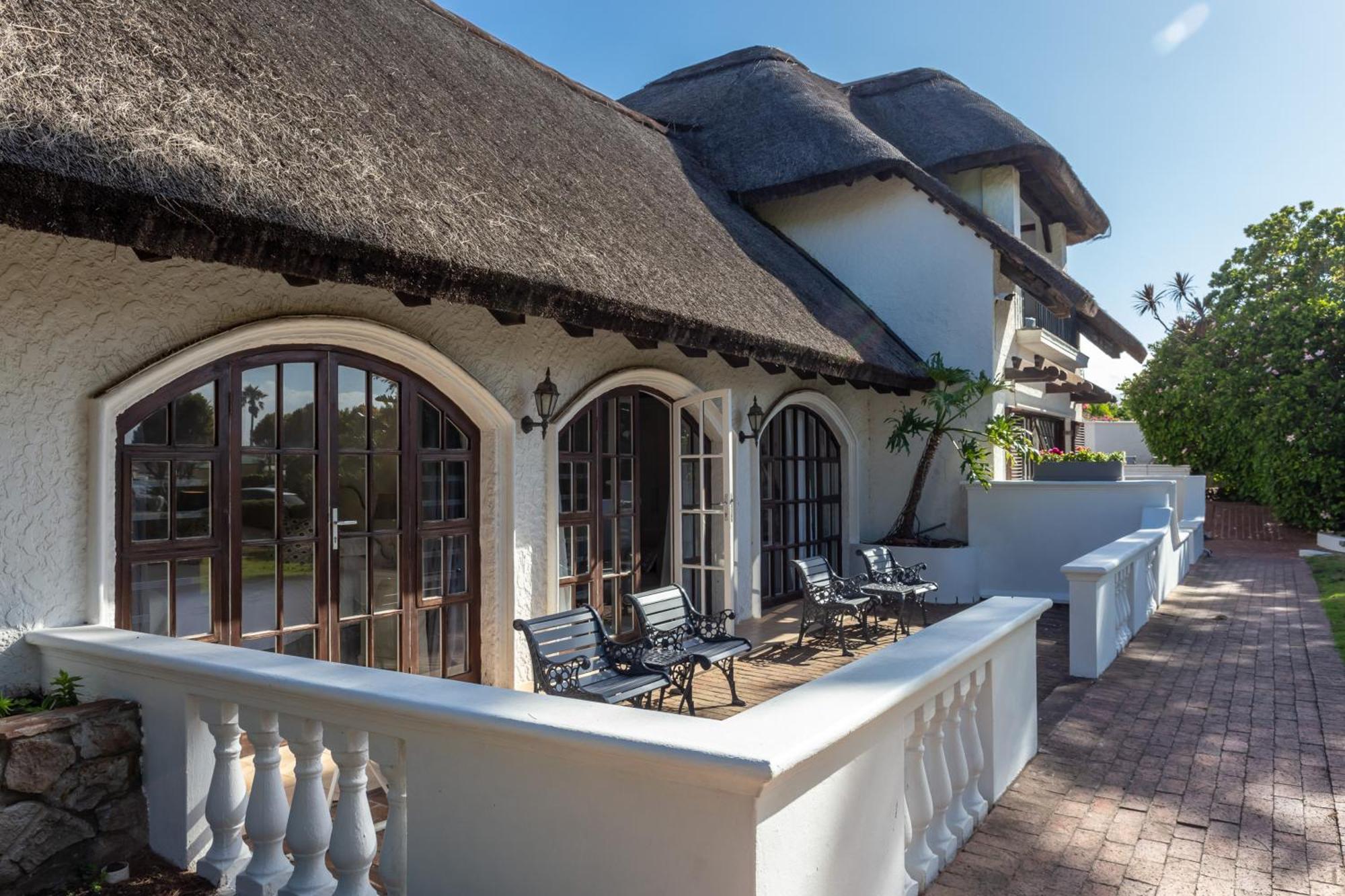 Whale Rock Luxury Lodge Hermanus Esterno foto