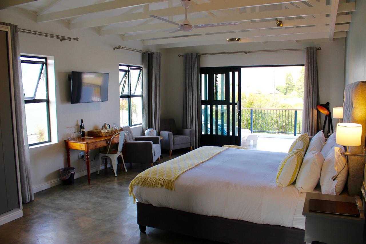 Whale Rock Luxury Lodge Hermanus Esterno foto